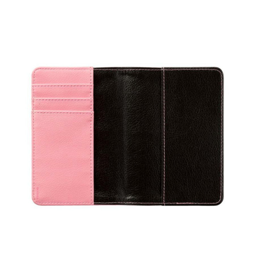 starbucks-korea-blackpink-collaboration-passport-holder