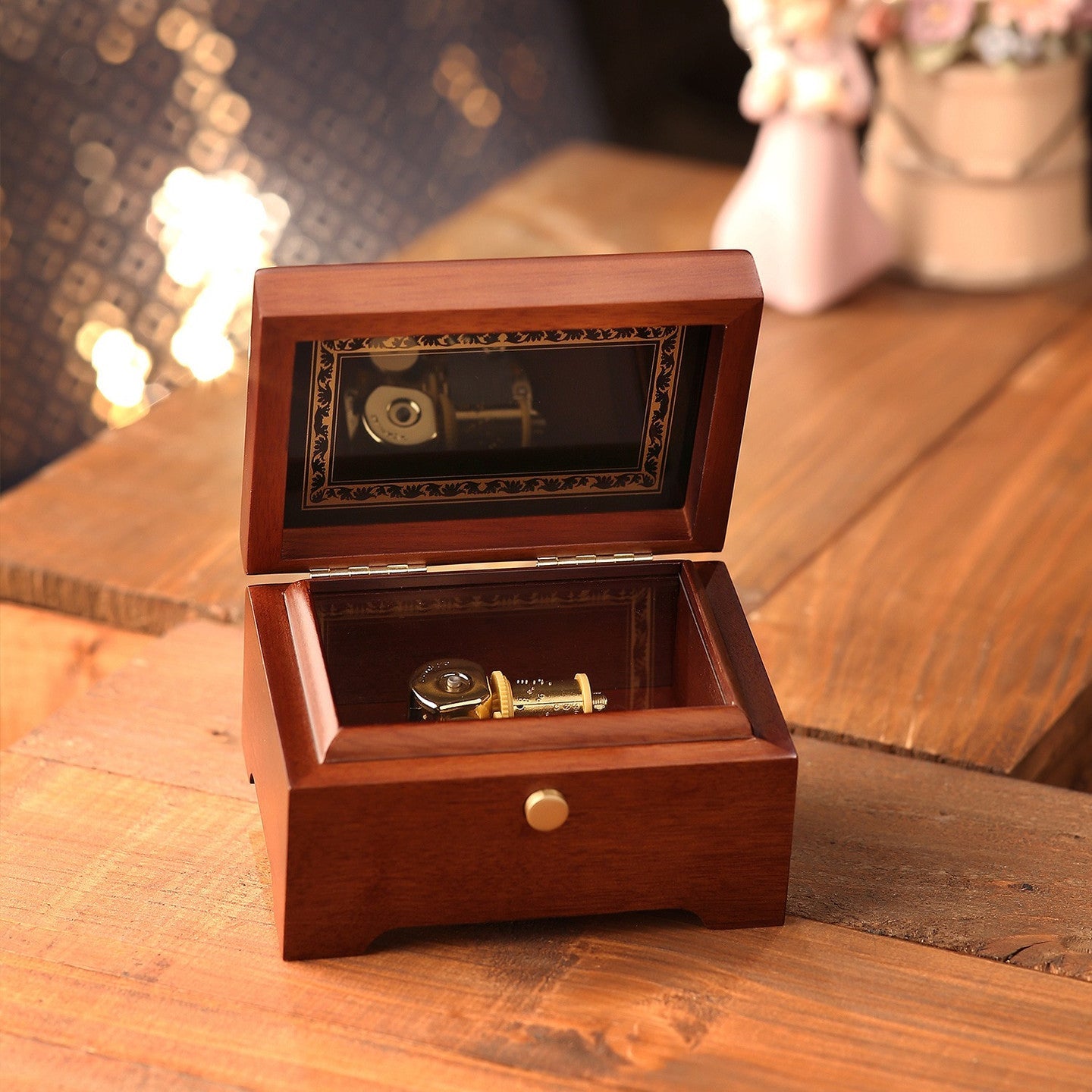 Eugene Choi’s Iconic Music Box