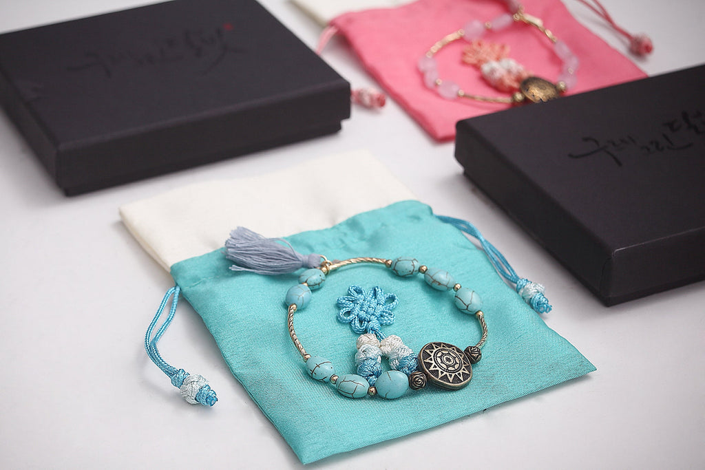 Love In The Moonlight Bracelets Couple Set