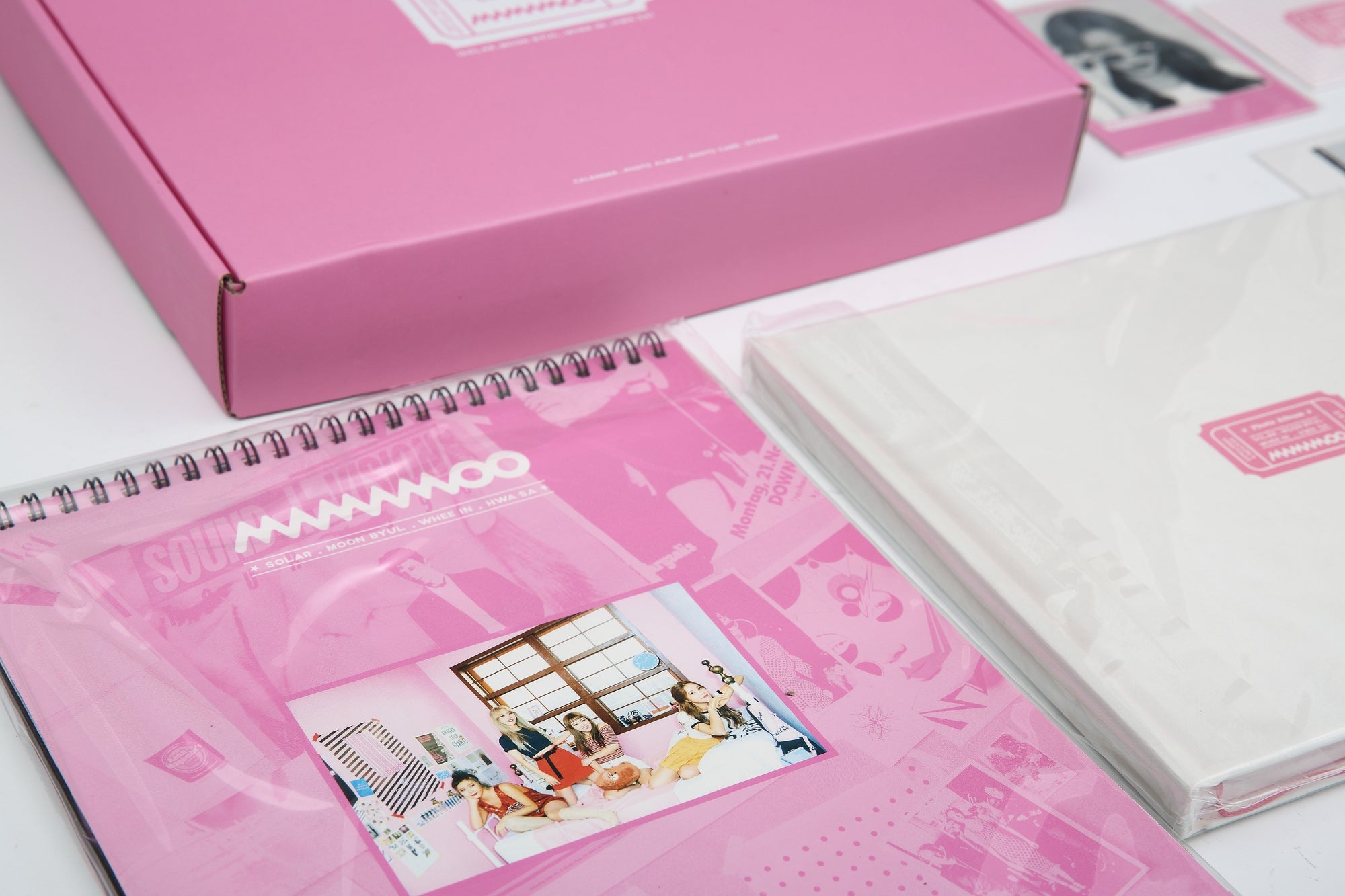 MAMAMOO 2017 Season's Greetings Solar