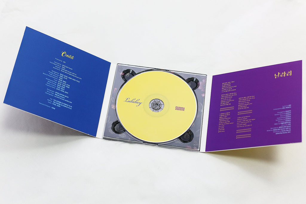 Experience Sunmi's iconic Lalalay with this promo CD. A special release from the Wonder Girls member, showcasing her stunning artistry in the Kpop world. Ideal for passionate fans and collectors.